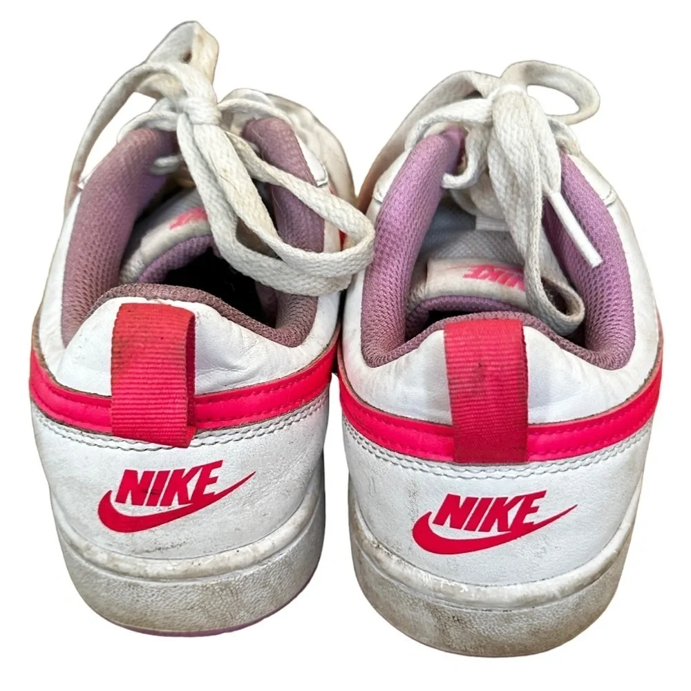 Nike Athletic‎ Shoes